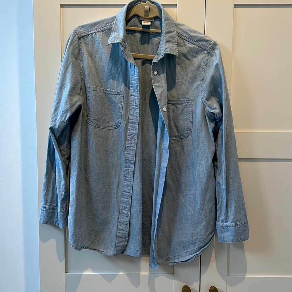 Levi’s chambray shirt, excellent condition